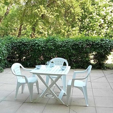 Appartement La Rochelle, 1 pièce, 2 personnes - FR-1-551-25 La Rochelle  Extérieur photo