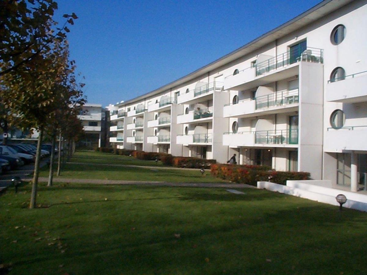 Appartement La Rochelle, 1 pièce, 2 personnes - FR-1-551-25 La Rochelle  Extérieur photo